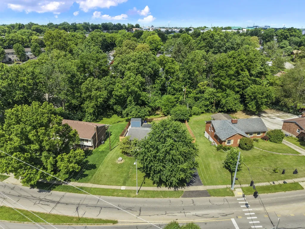 3483 Lansdowne Drive Lexington KY 40517