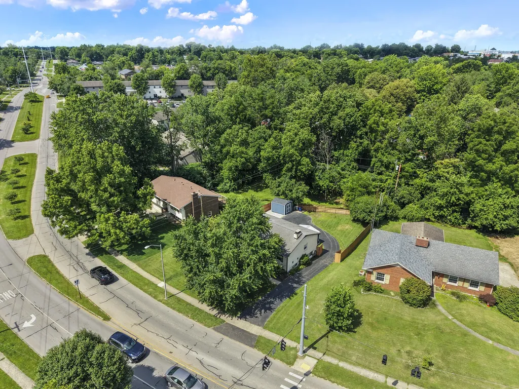 3483 Lansdowne Drive Lexington KY 40517