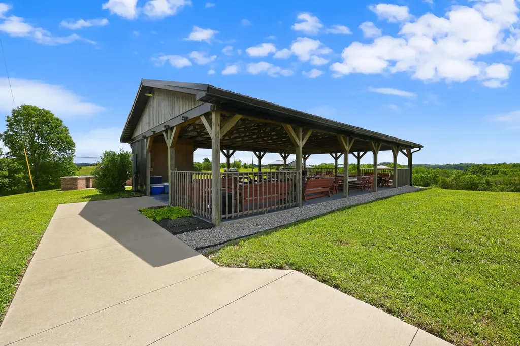 714 Cedar Ridge Road Stanford KY 40484