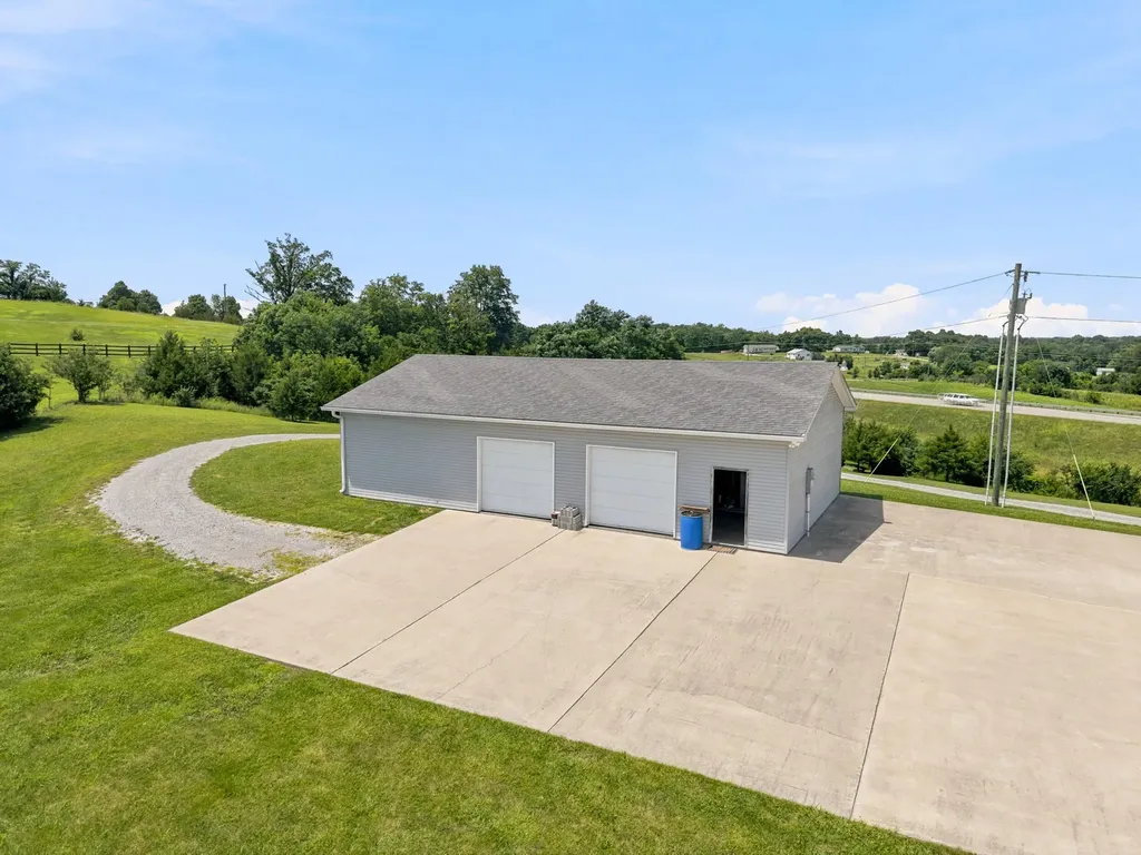 714 Cedar Ridge Road Stanford KY 40484