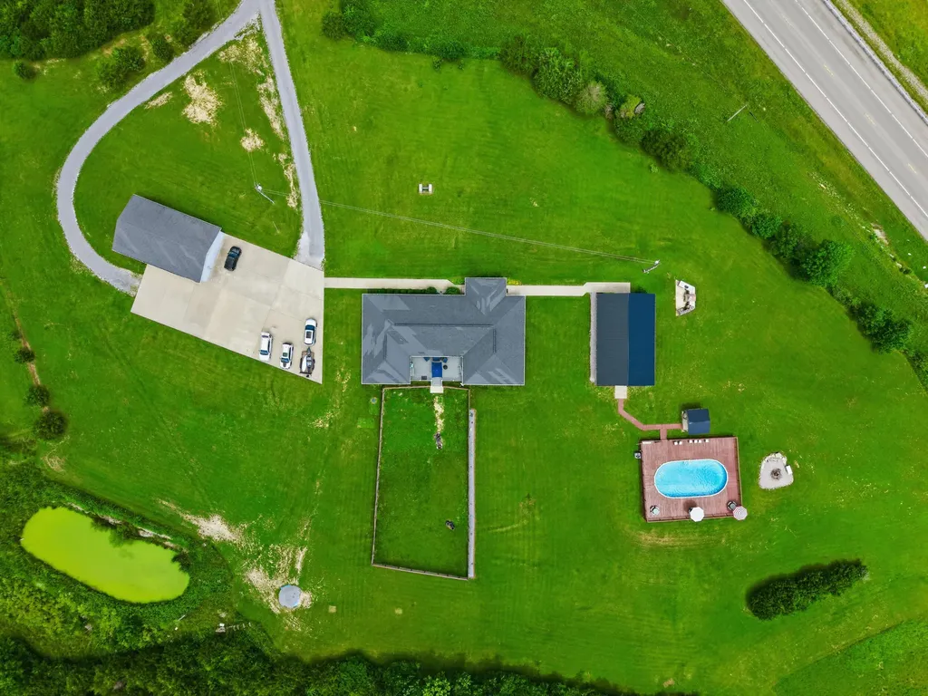 714 Cedar Ridge Road Stanford KY 40484