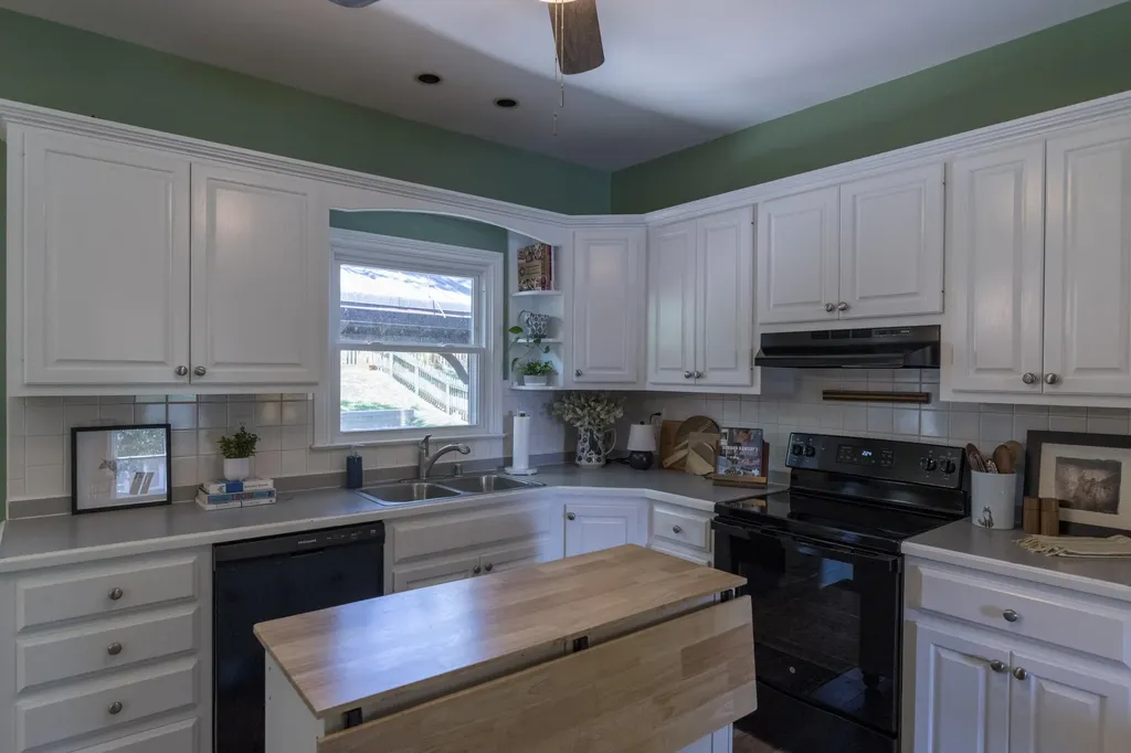 1457 Corona Drive Lexington KY 40514