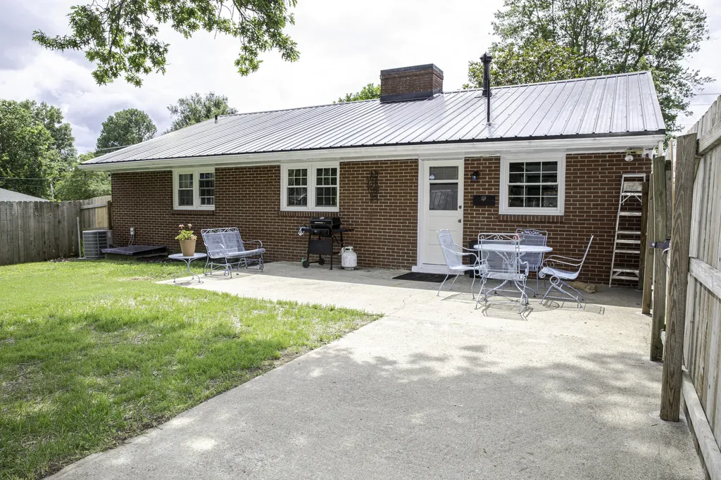 708 Maple Avenue Danville KY 40422