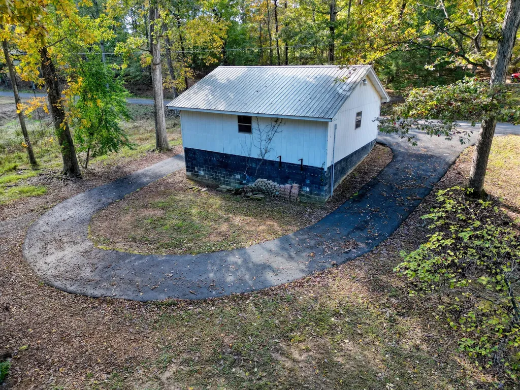 376 Peachtree Drive Benton KY 42025