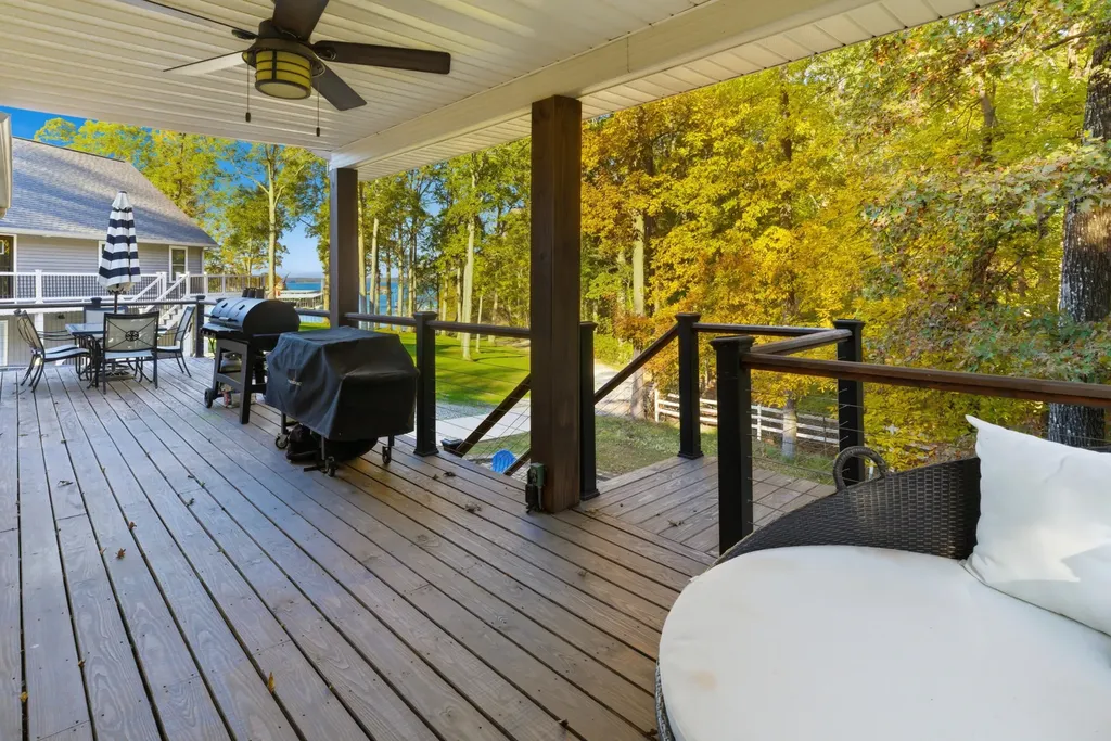 376 Peachtree Drive Benton KY 42025