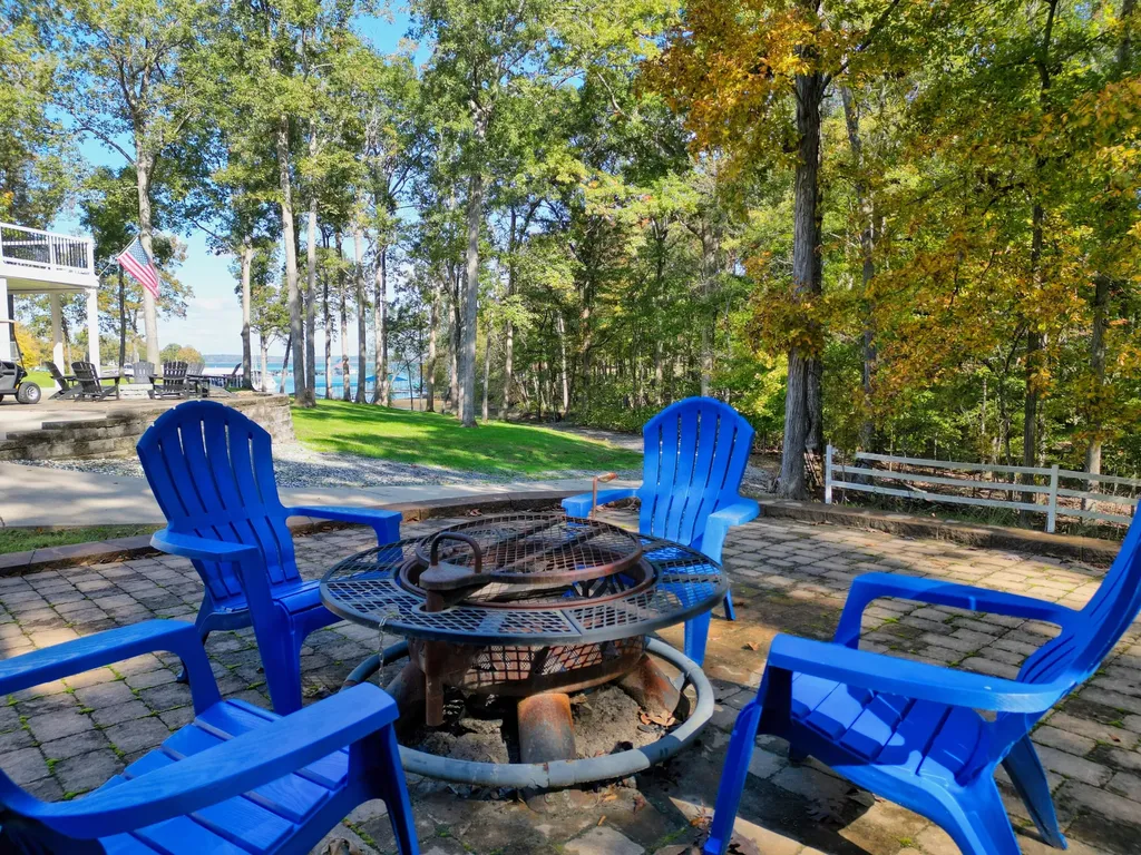 376 Peachtree Drive Benton KY 42025