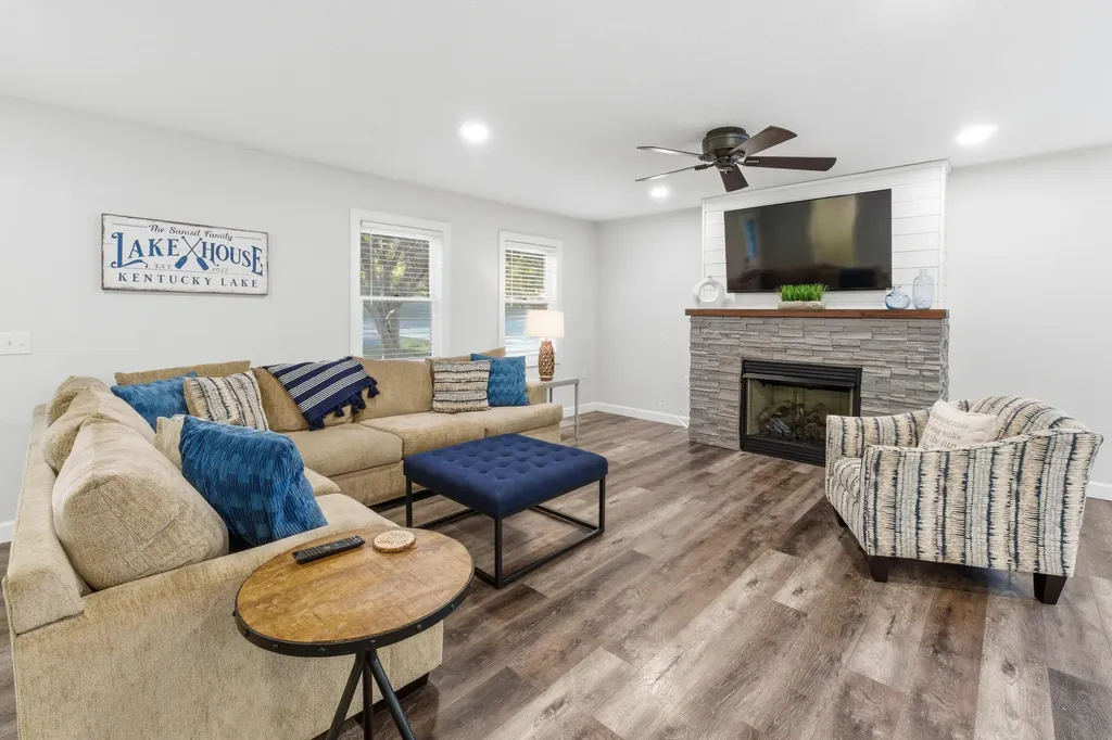376 Peachtree Drive Benton KY 42025