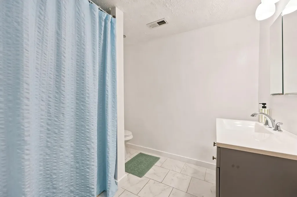 198 Hilltop Drive Winchester KY 40391