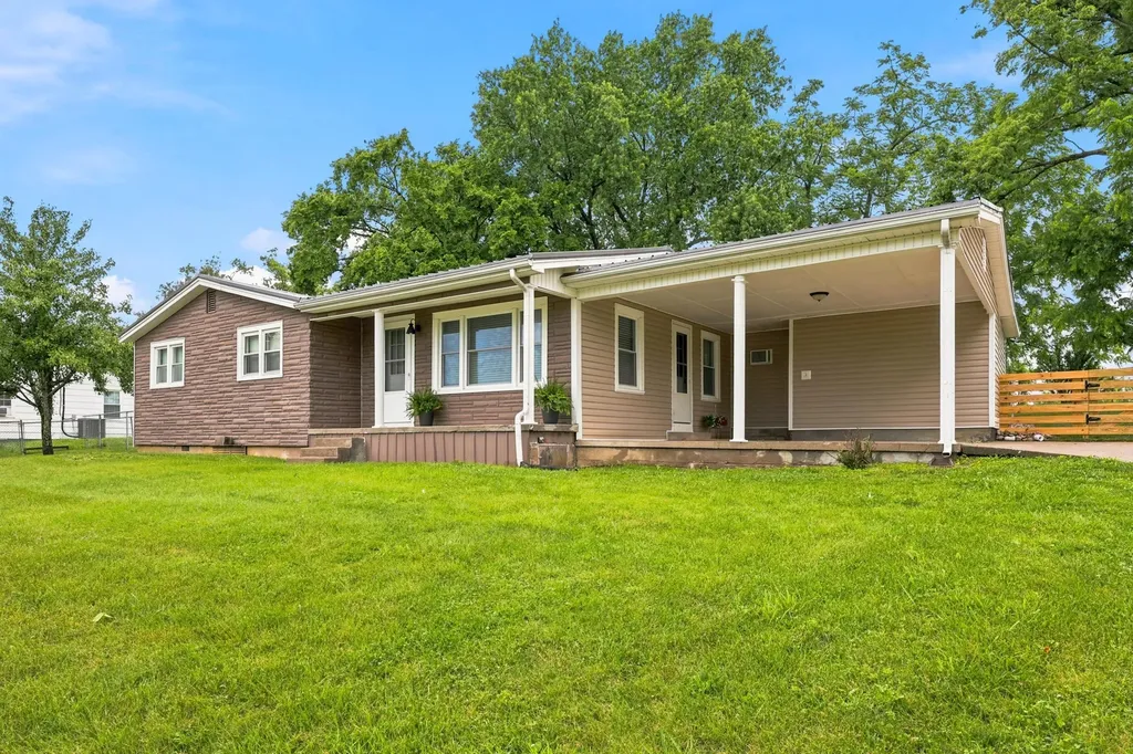 198 Hilltop Drive Winchester KY 40391