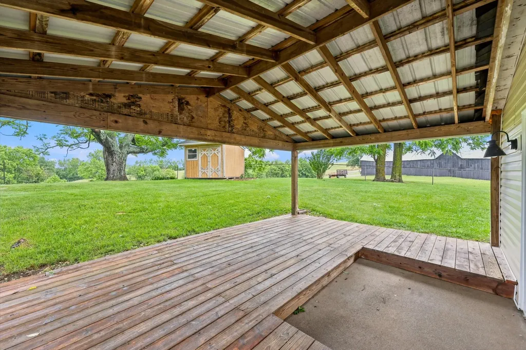 198 Hilltop Drive Winchester KY 40391
