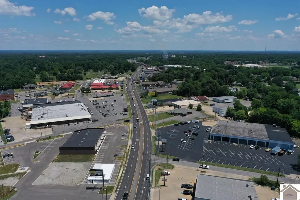 2911 Lone Oak Road Paducah KY 42003