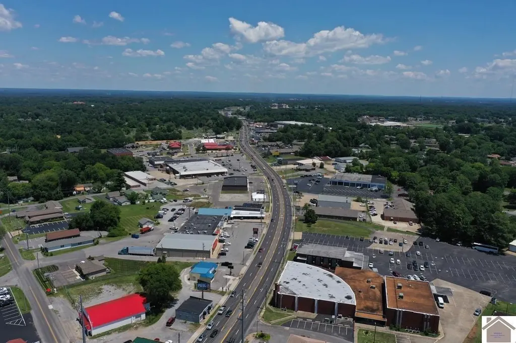 2911 Lone Oak Road Paducah KY 42003