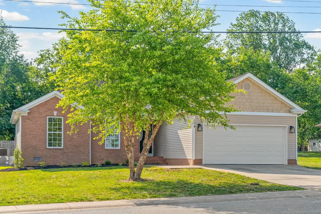 104 Daven Drive Hopkinsville KY 42240