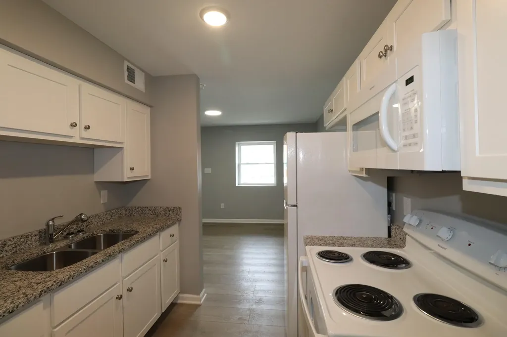 203 S 1st Street Nicholasville KY 40356