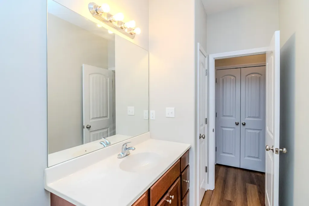 122 Nathan Hale Drive Georgetown KY 40324
