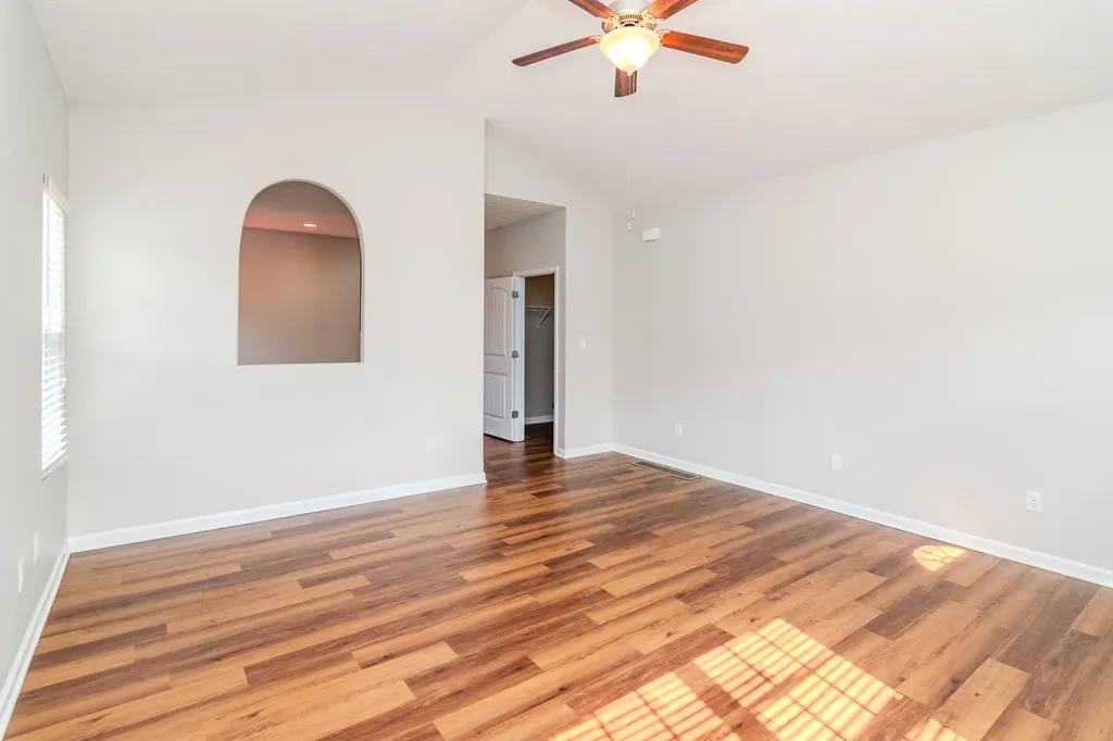122 Nathan Hale Drive Georgetown KY 40324