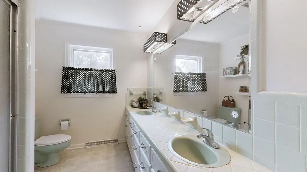 820 Sha-wa Court Murray KY 42071