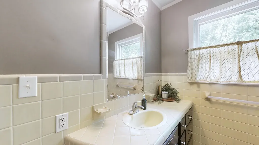 820 Sha-wa Court Murray KY 42071