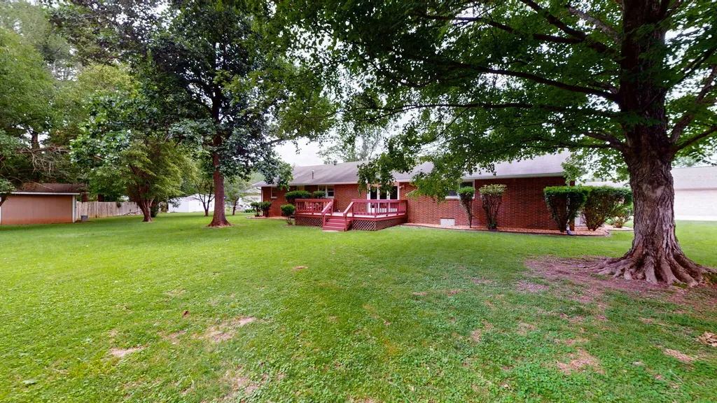 820 Sha-wa Court Murray KY 42071