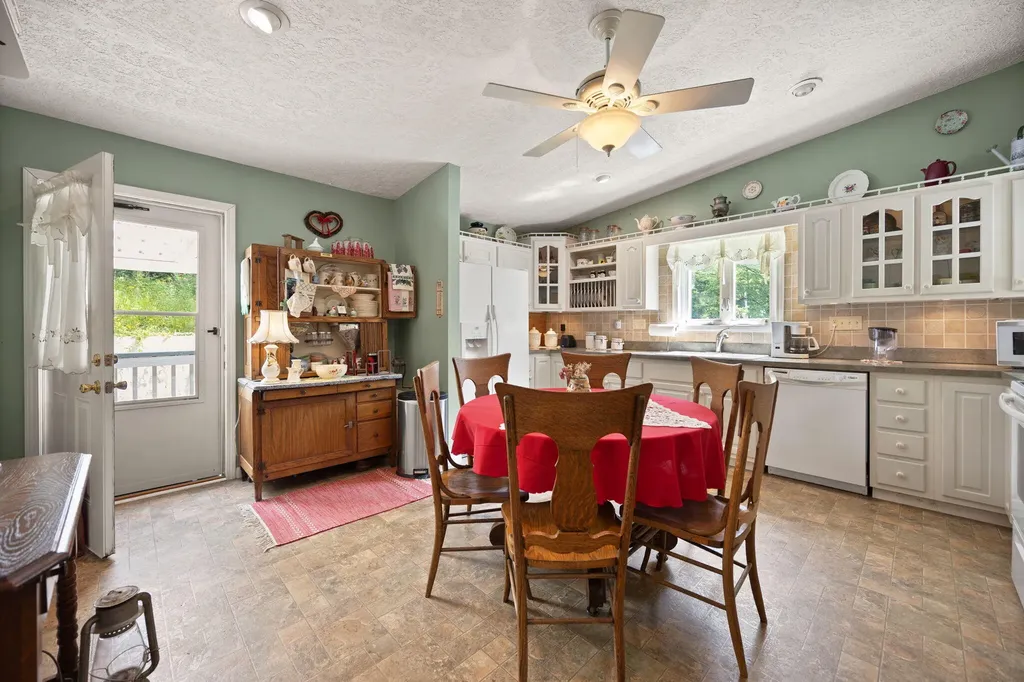 67 Balcony Bend Road Jamestown KY 42629