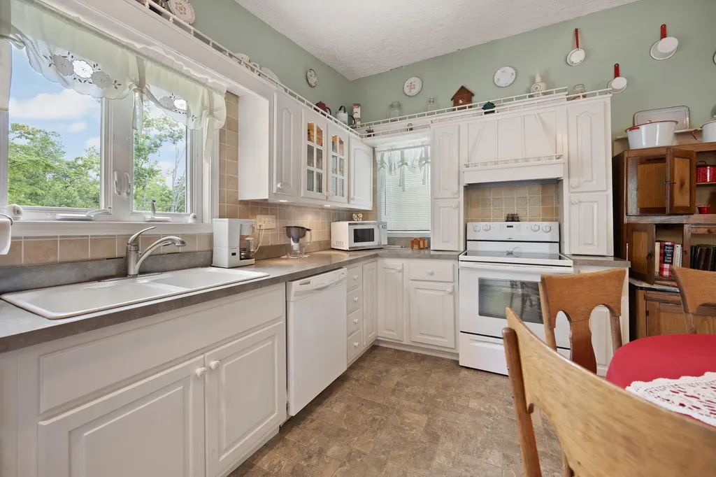 67 Balcony Bend Road Jamestown KY 42629