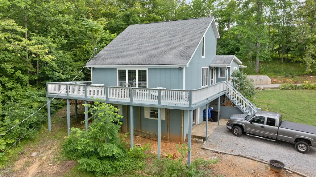 67 Balcony Bend Road Jamestown KY 42629