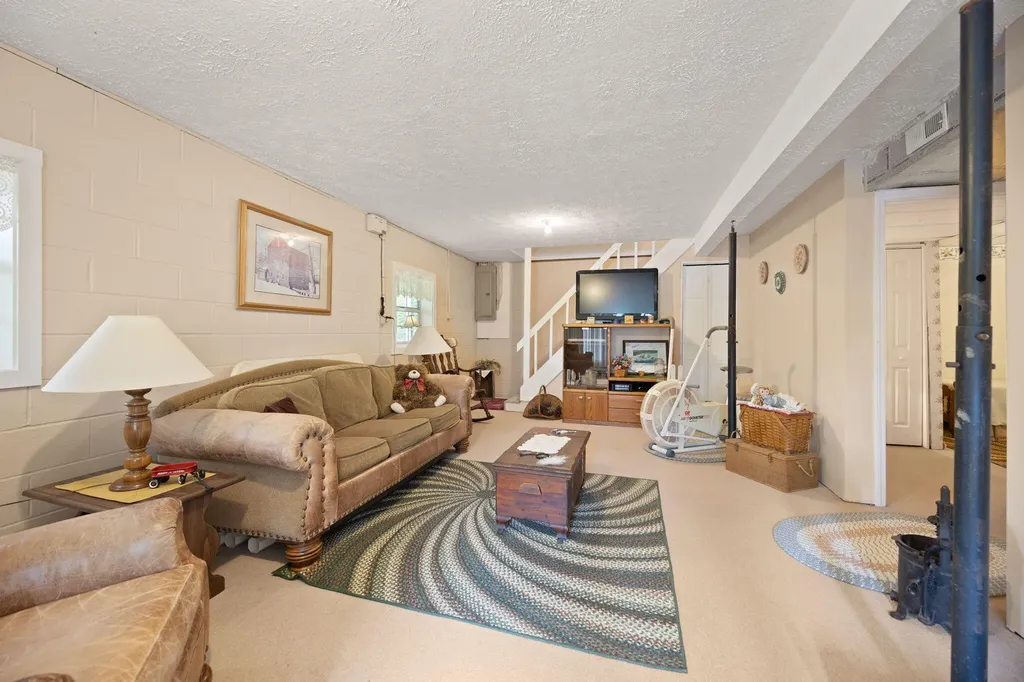 67 Balcony Bend Road Jamestown KY 42629