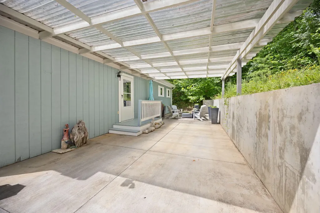 67 Balcony Bend Road Jamestown KY 42629