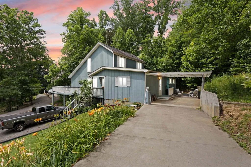 67 Balcony Bend Road Jamestown KY 42629