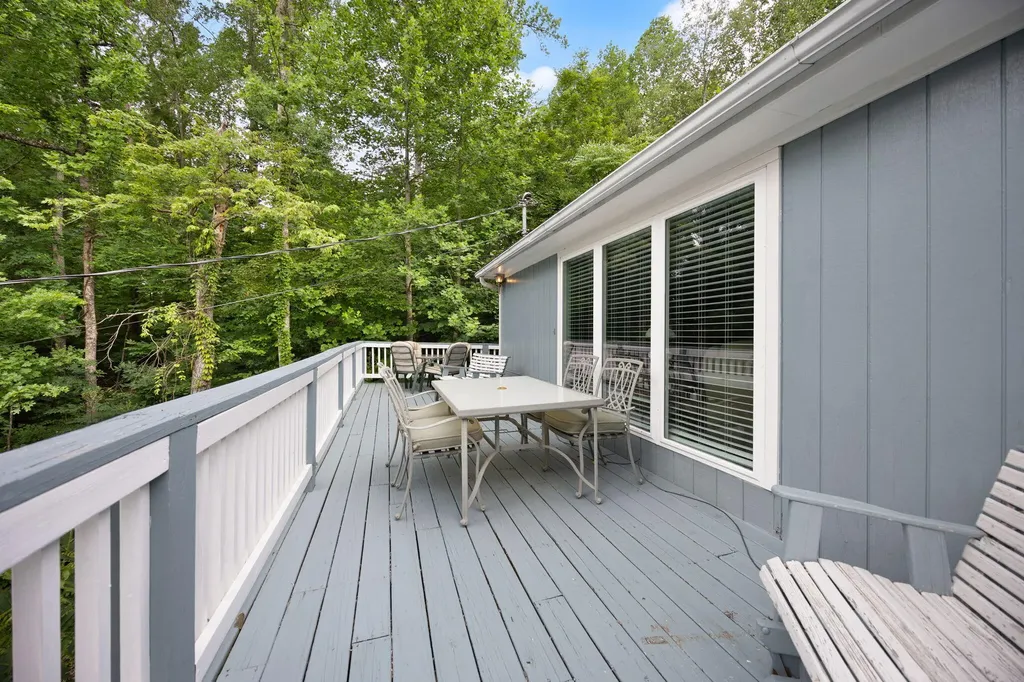 67 Balcony Bend Road Jamestown KY 42629