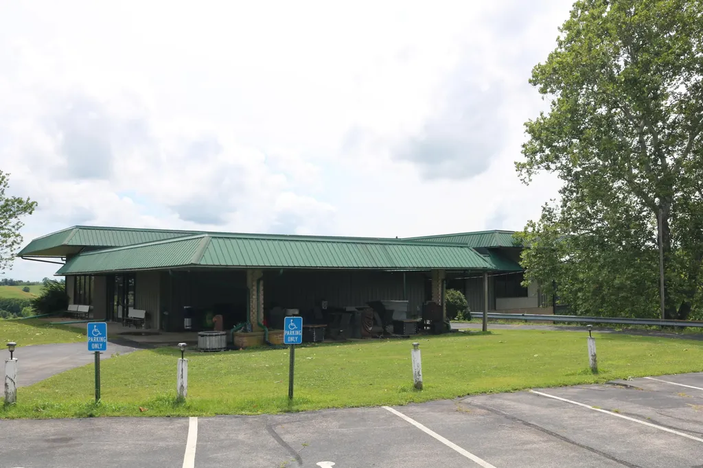 800 N Lakeshore Drive Carlisle KY 40311