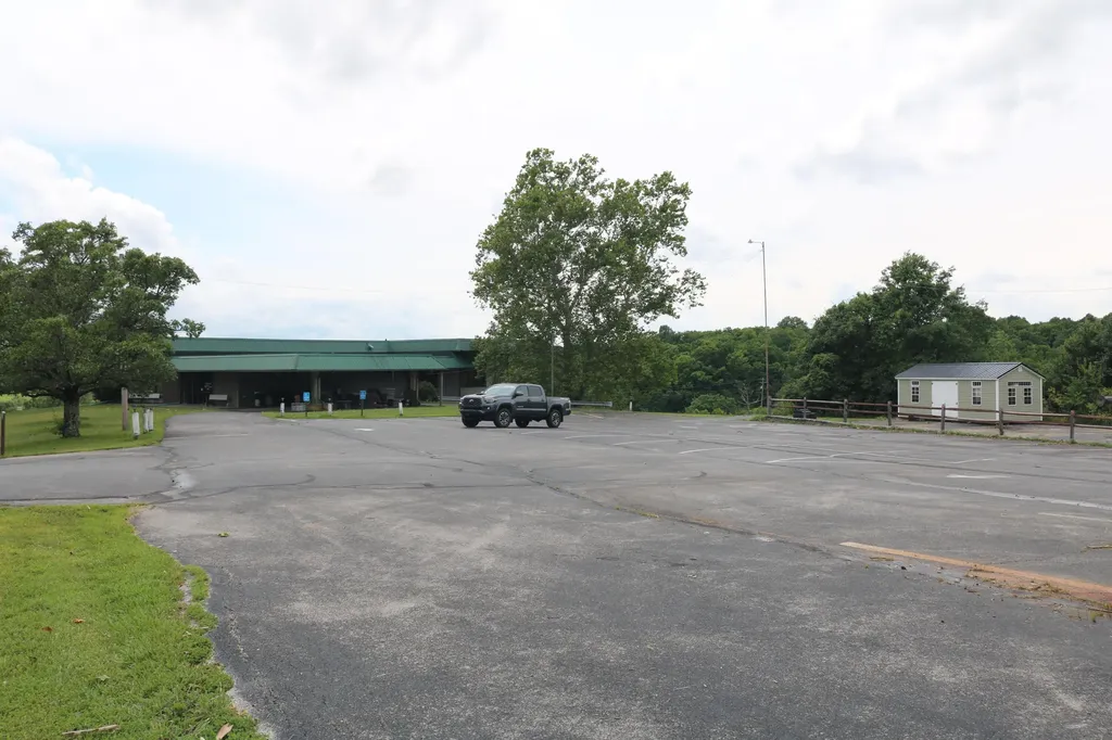 800 N Lakeshore Drive Carlisle KY 40311