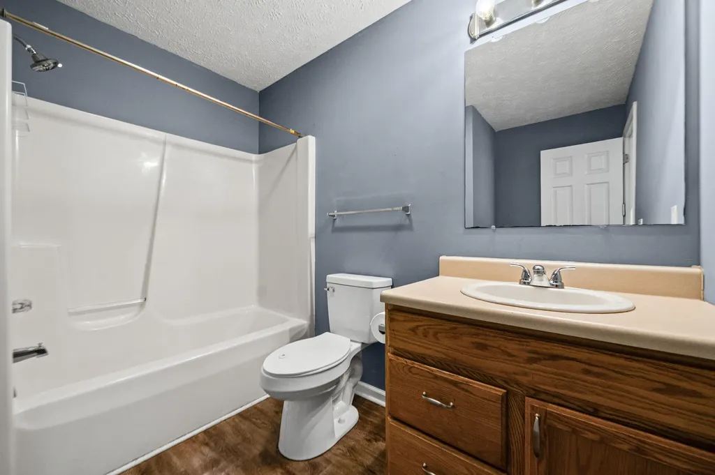 6190 Latham Road Hopkinsville KY 42240