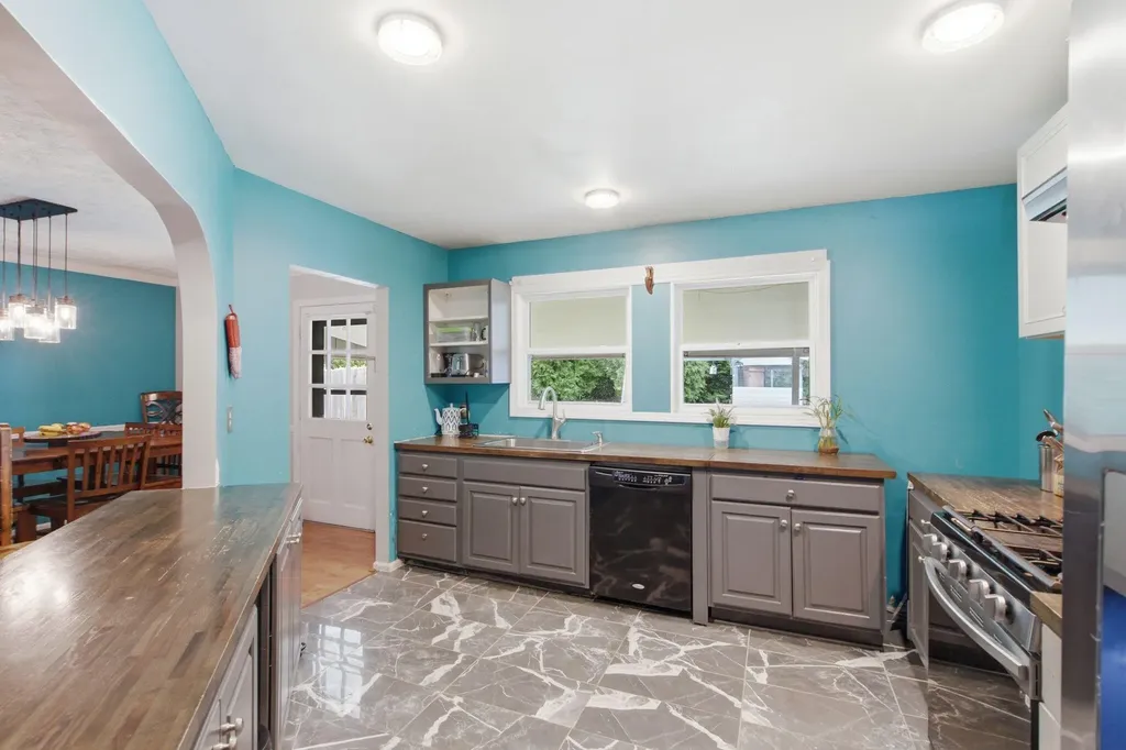 700 Dartmoor Court Lexington KY 40505