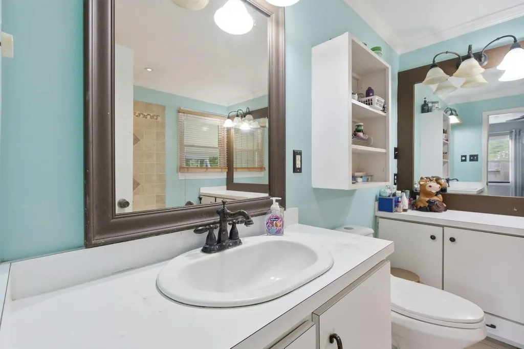 700 Dartmoor Court Lexington KY 40505