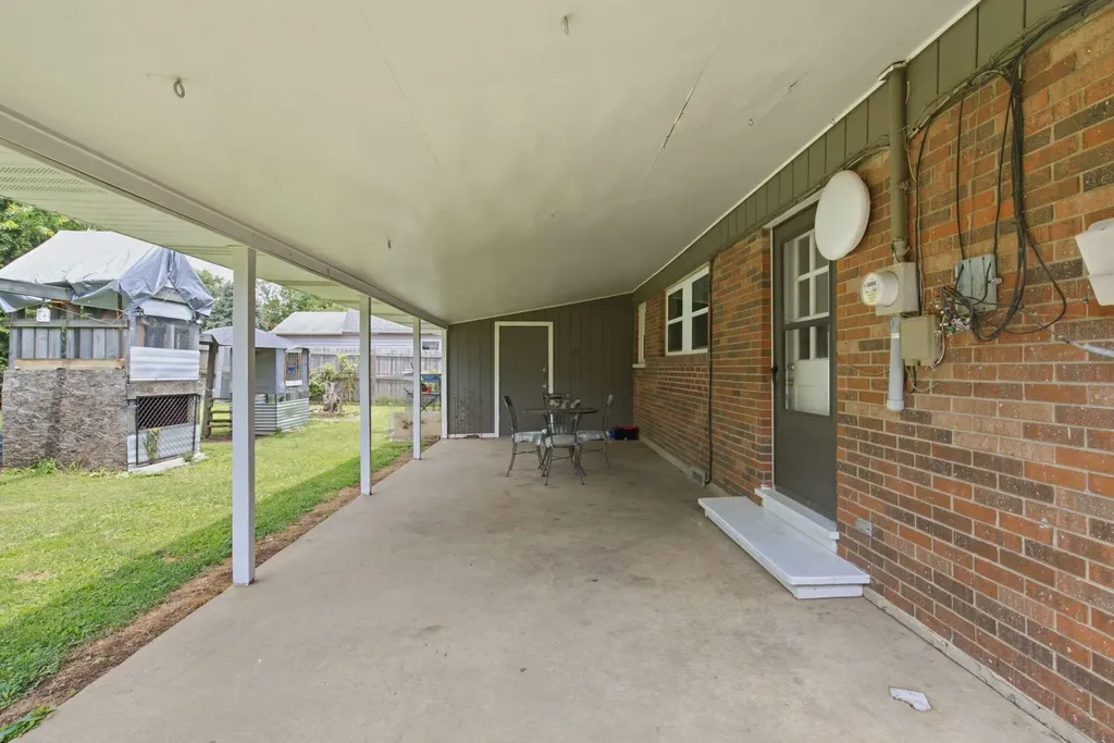 700 Dartmoor Court Lexington KY 40505