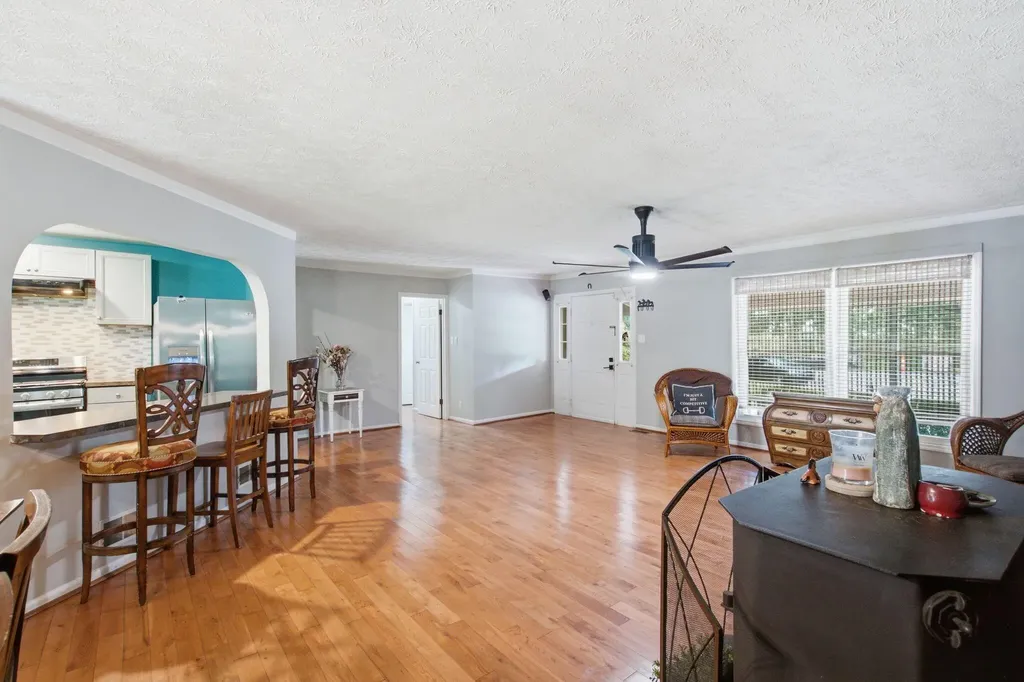 700 Dartmoor Court Lexington KY 40505