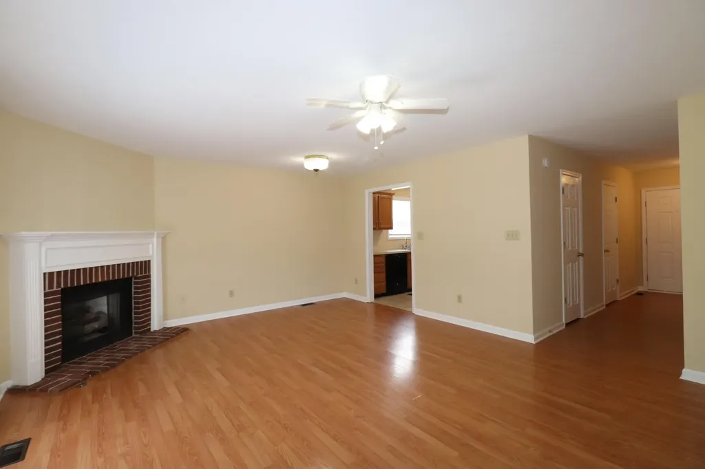 3854 Sugar Creek Drive Lexington KY 40517