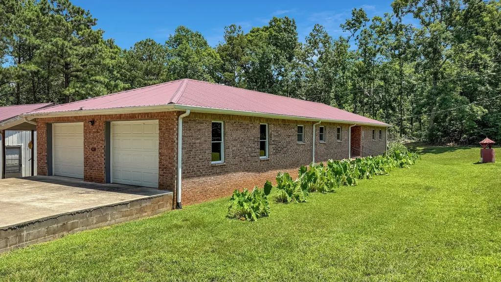 144 Hesley Drive New Concord KY 42076