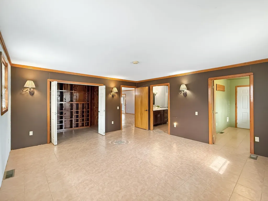 144 Hesley Drive New Concord KY 42076