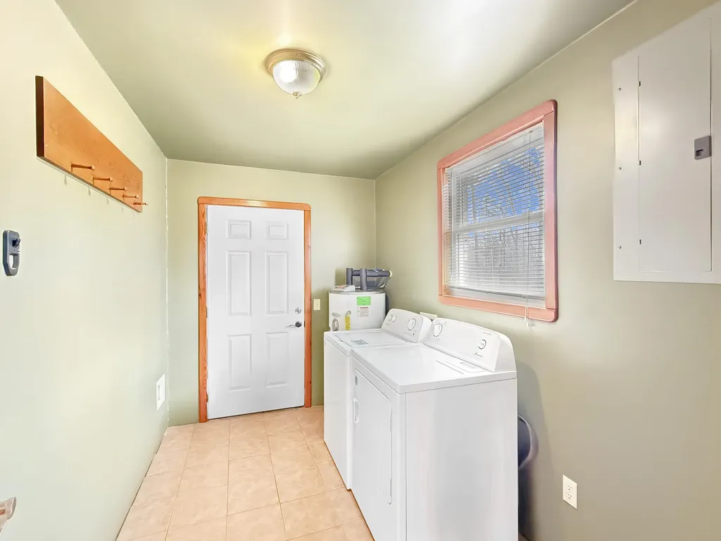 144 Hesley Drive New Concord KY 42076