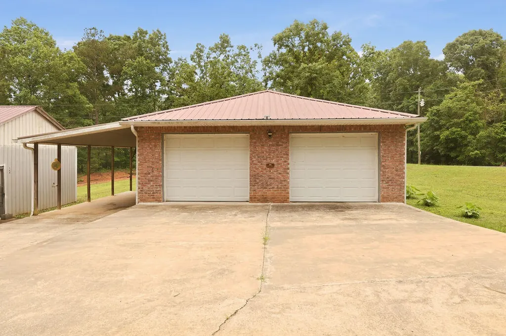 144 Hesley Drive New Concord KY 42076