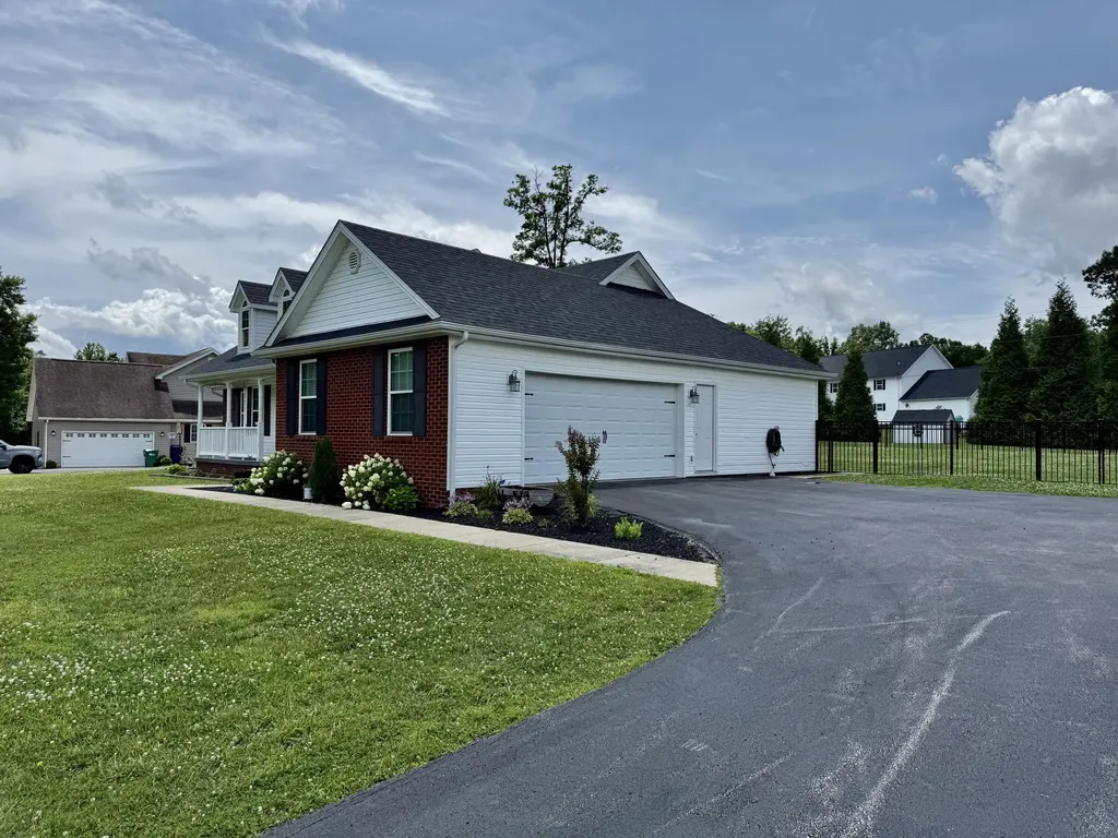 345 Eagle Drive Morehead KY 40351