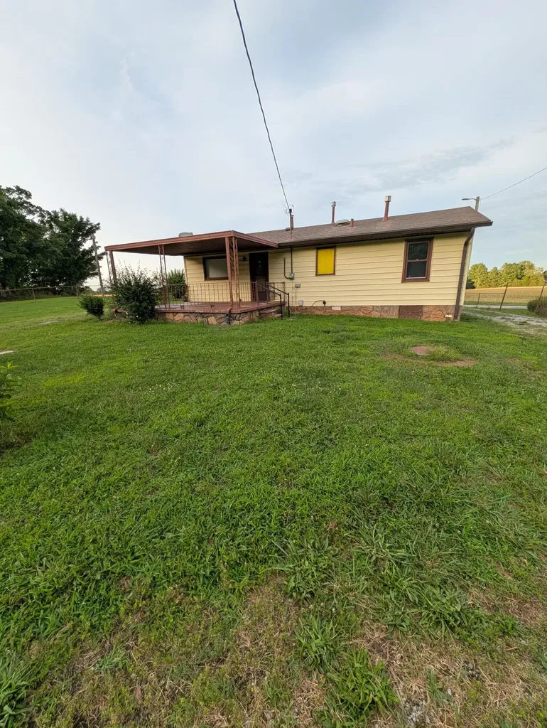 305 Gracey Sinking Fork Road Gracey KY 42232