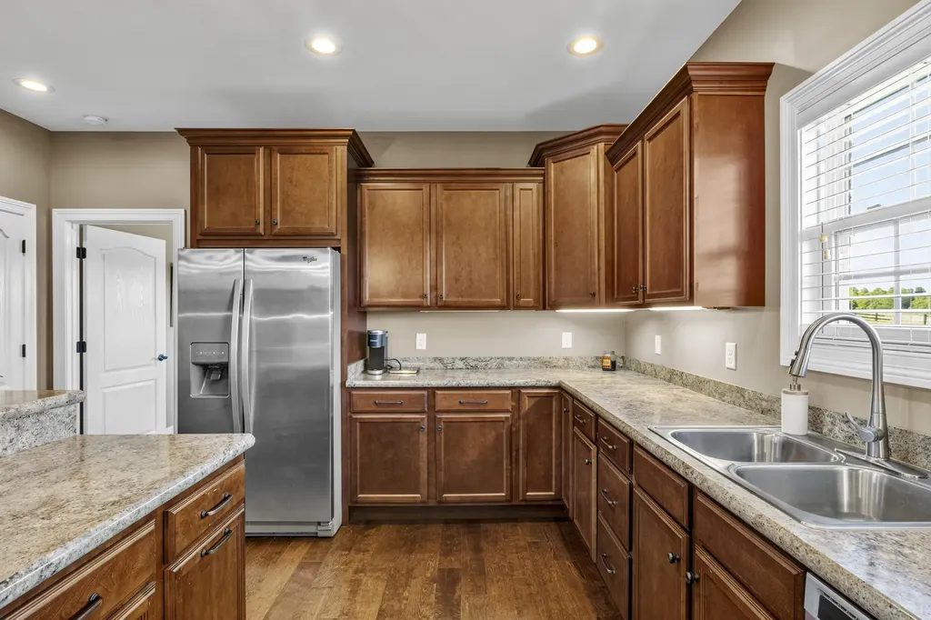 157 Tuscany Way Richmond KY 40475