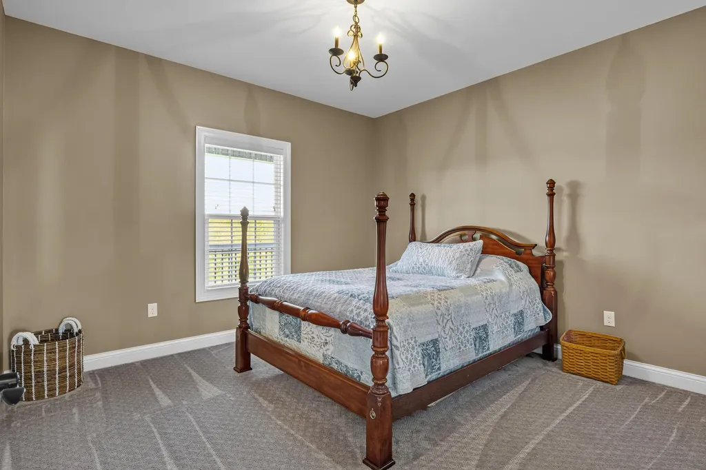 157 Tuscany Way Richmond KY 40475