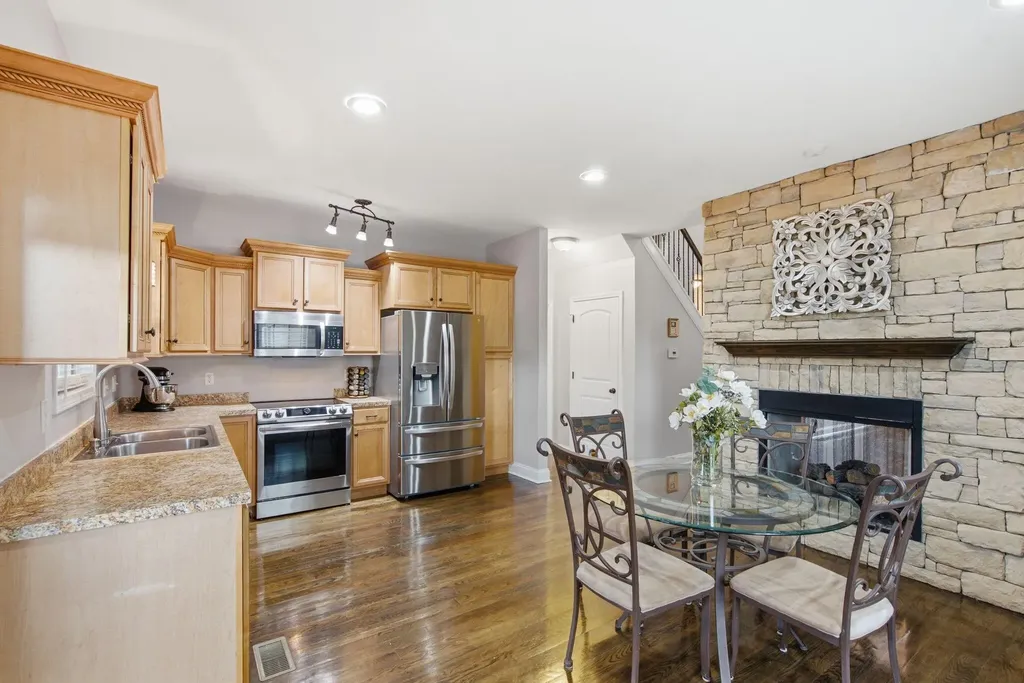 3349 Hibernia Pass Lexington KY 40509