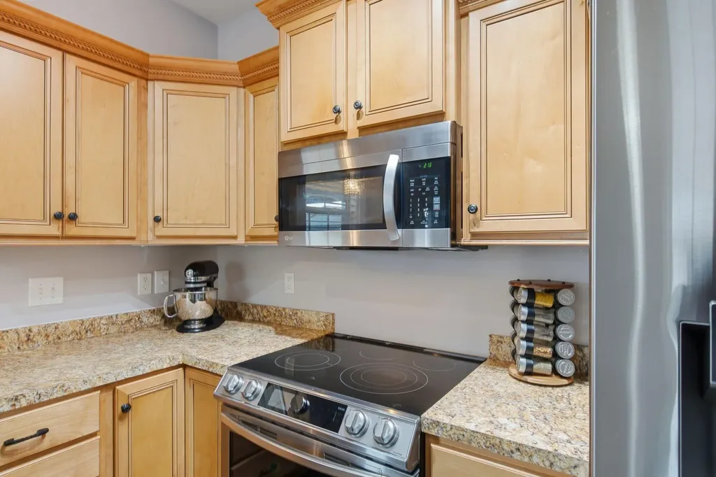 3349 Hibernia Pass Lexington KY 40509