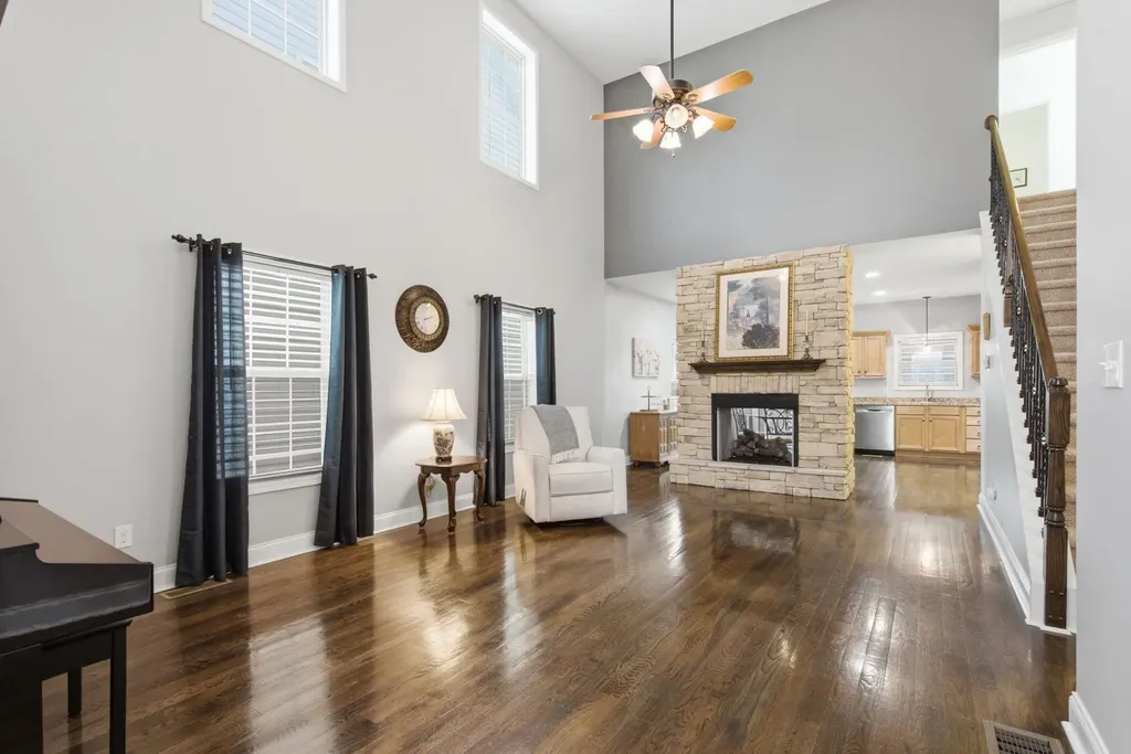3349 Hibernia Pass Lexington KY 40509