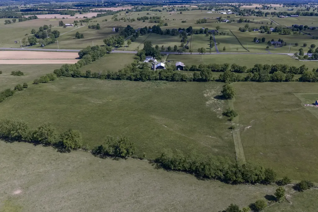 4156-1 Perryville Road Danville KY 40422